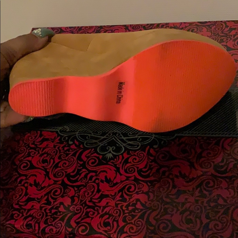 Wedges - Picture 4 of 5